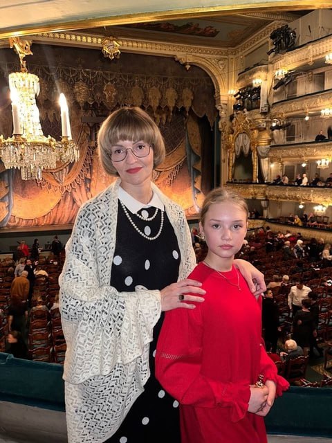 Воспитанницы Детской школы искусств №5 прикоснулись к шедеврам мирового балета.